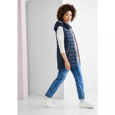 Waistcoat Street One S.a.s.